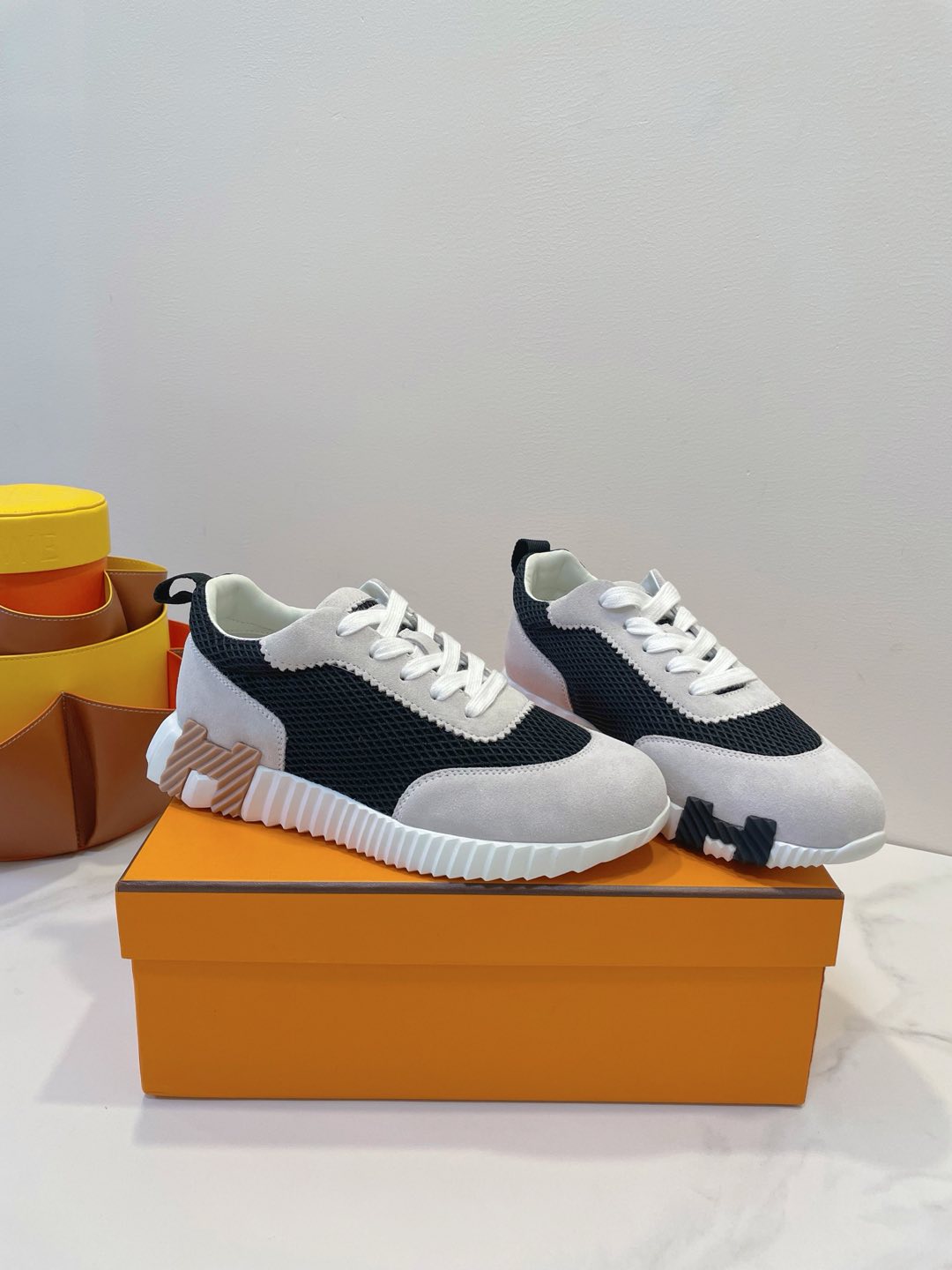 HM  Bouncing sneaker Beige Gray mix Black Fabric with Suede 212284