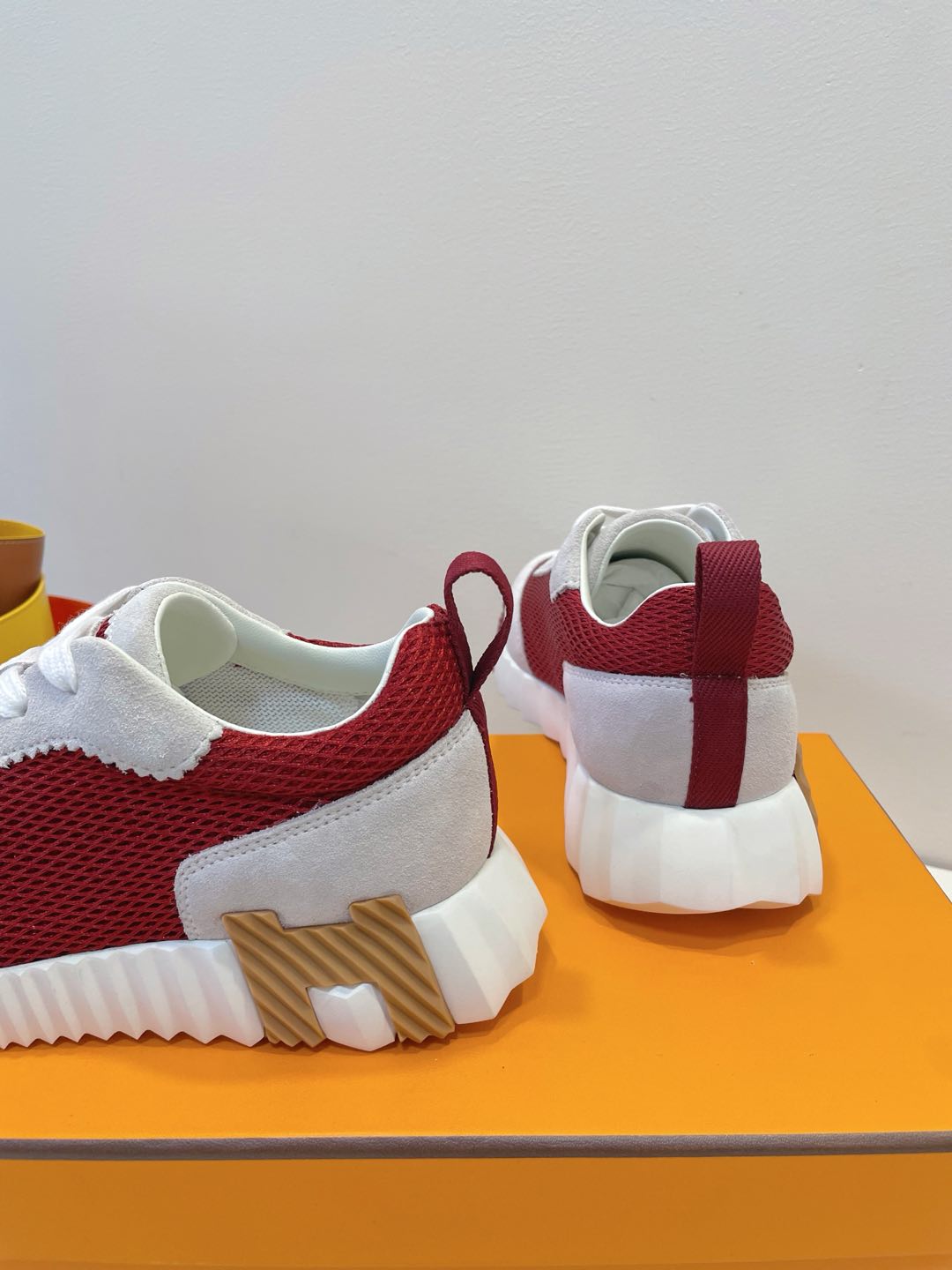 HM  Bouncing sneaker Beige Gray mix Red Fabric with Suede 212285