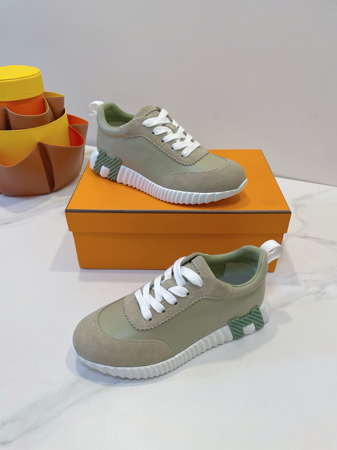 HM  Bouncing sneaker Beige Esquisse Calfskin and Suede 212286