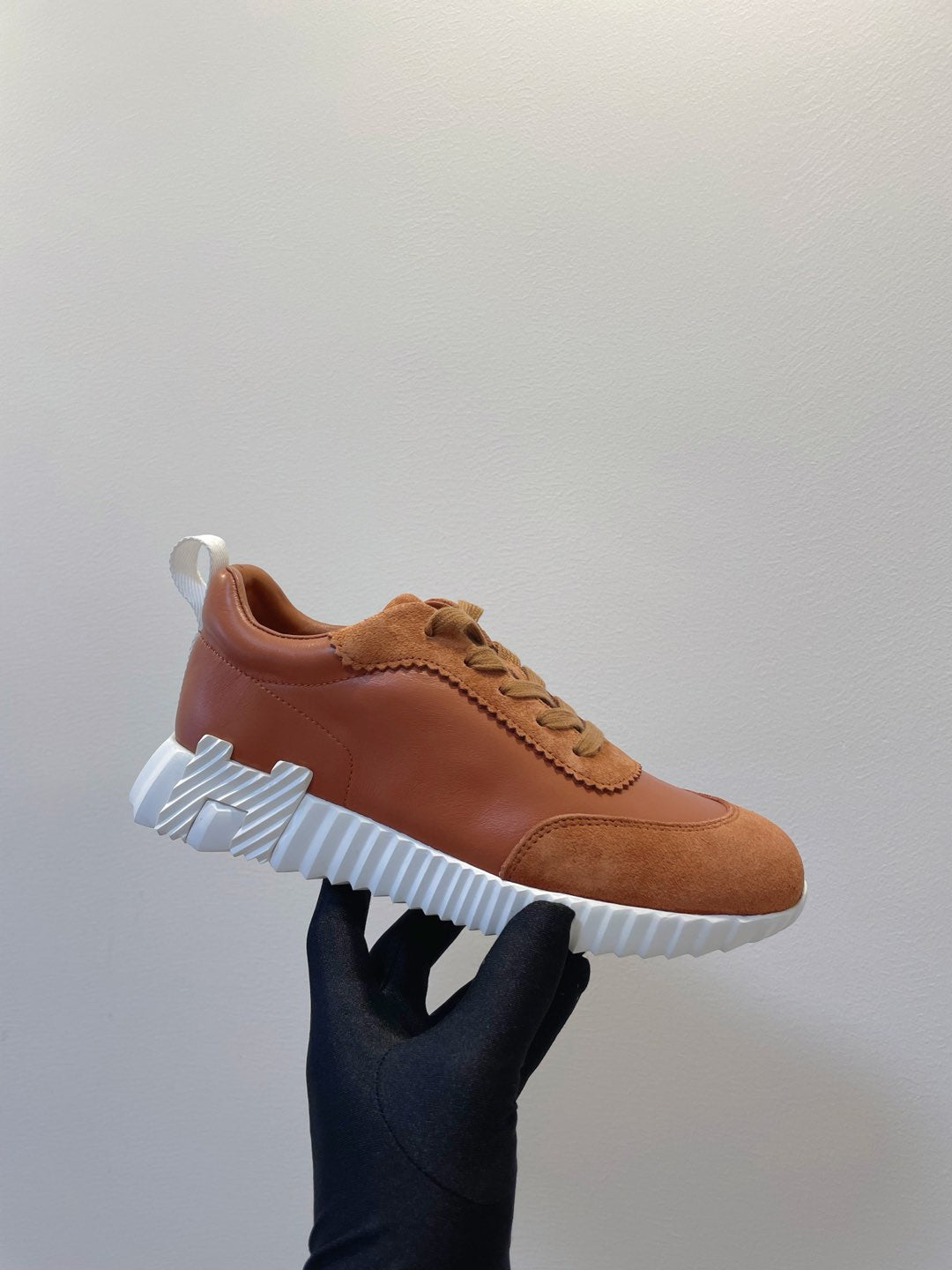 HM  Bouncing sneaker Bronze Brown Calfskin and Suede 212287