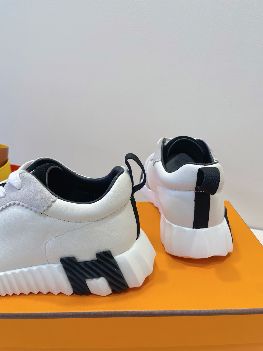 HM  Bouncing sneaker Beige Grey mix White Calfskin and Suede 212288
