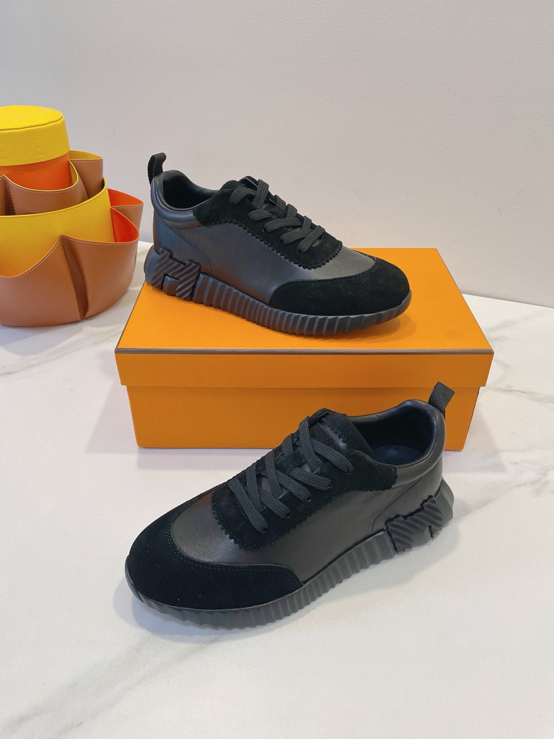 HM  Bouncing sneaker Black Calfskin and Suede 212289