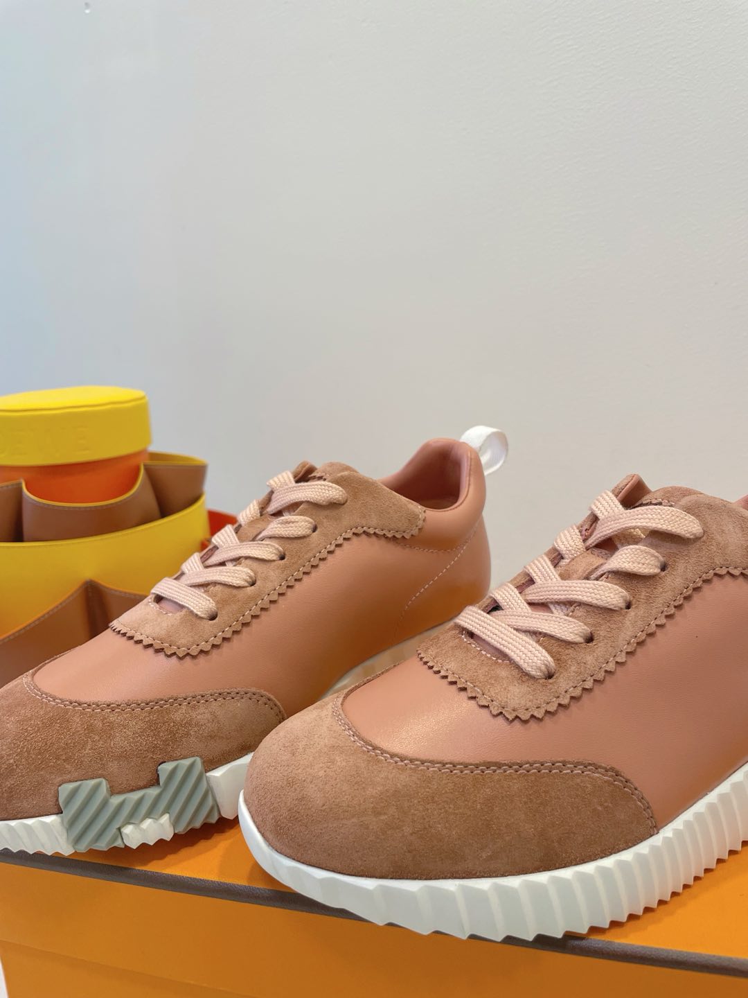 HM  Bouncing sneaker Burnt Sienna Brown Calfskin and Suede 212291