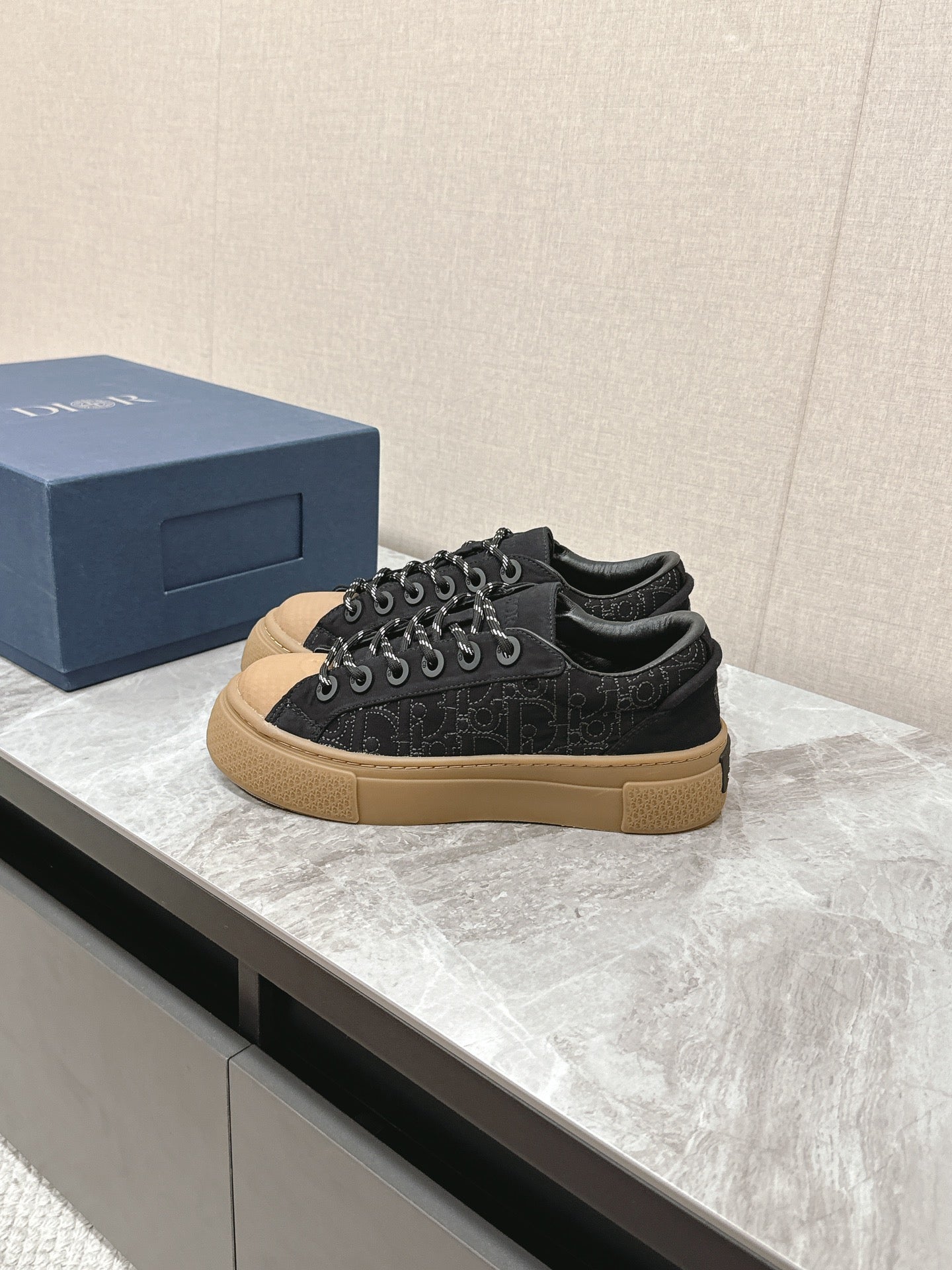 CD And Stone Island B33 Sneaker â€“ Limited And Numbered Edition Black Canvas