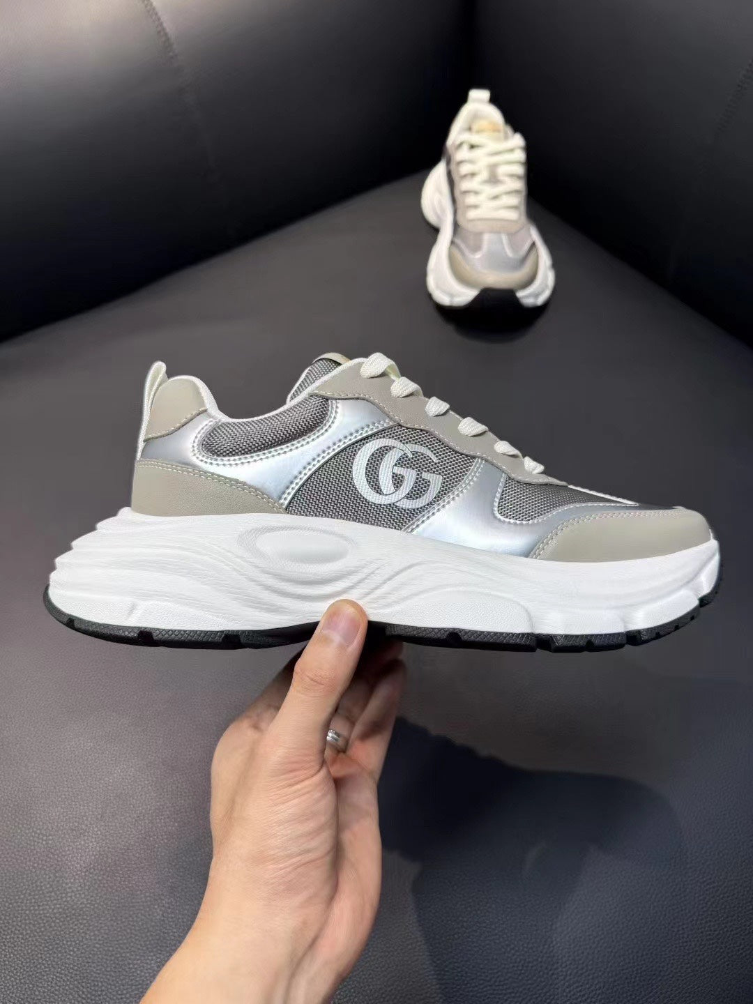 GG Men's Sneaker Silver Mesh Suede 751833