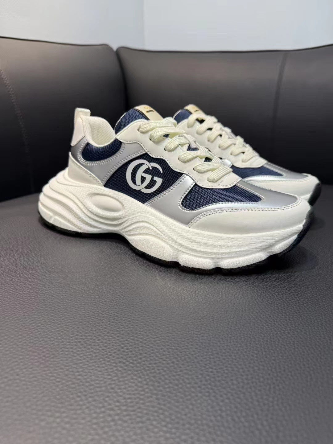 GG Men's Sneaker Blue Mesh Suede 751837