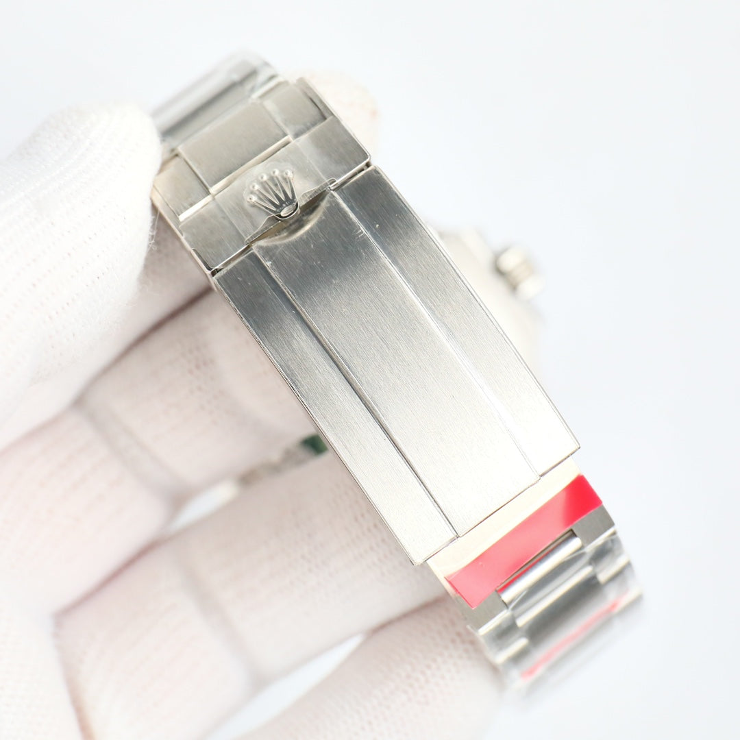 Rolex Sea-Dweller 43mm Silver Blue