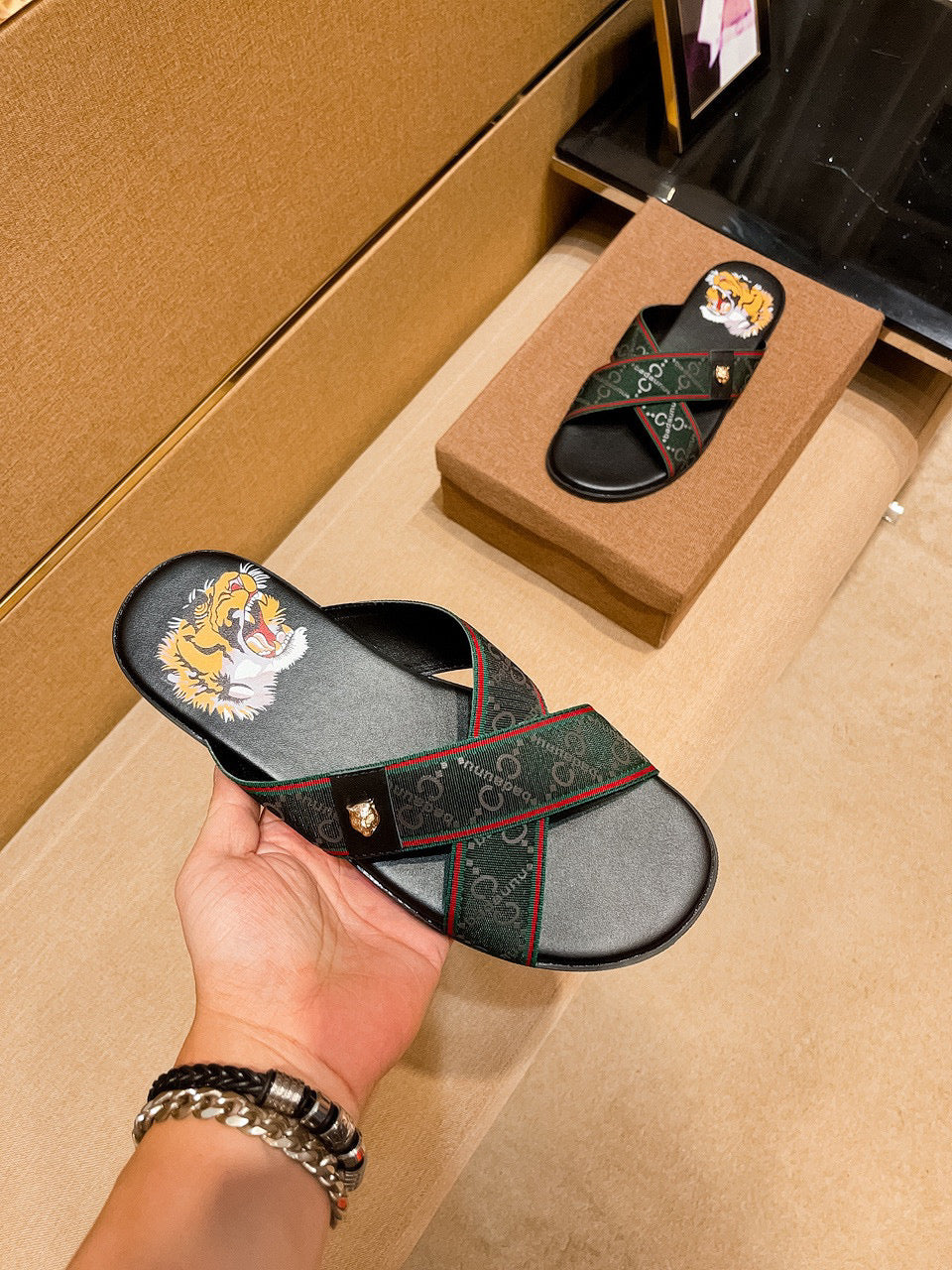 GG Men's Sandals Slide Green Black Leather