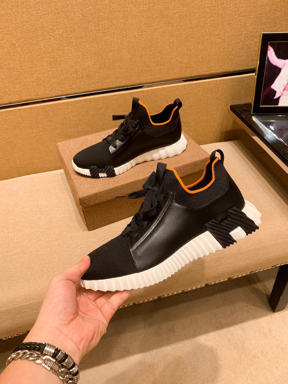 HM Men's Depart Slip-on Sneaker Black Knit Cowhide 709790