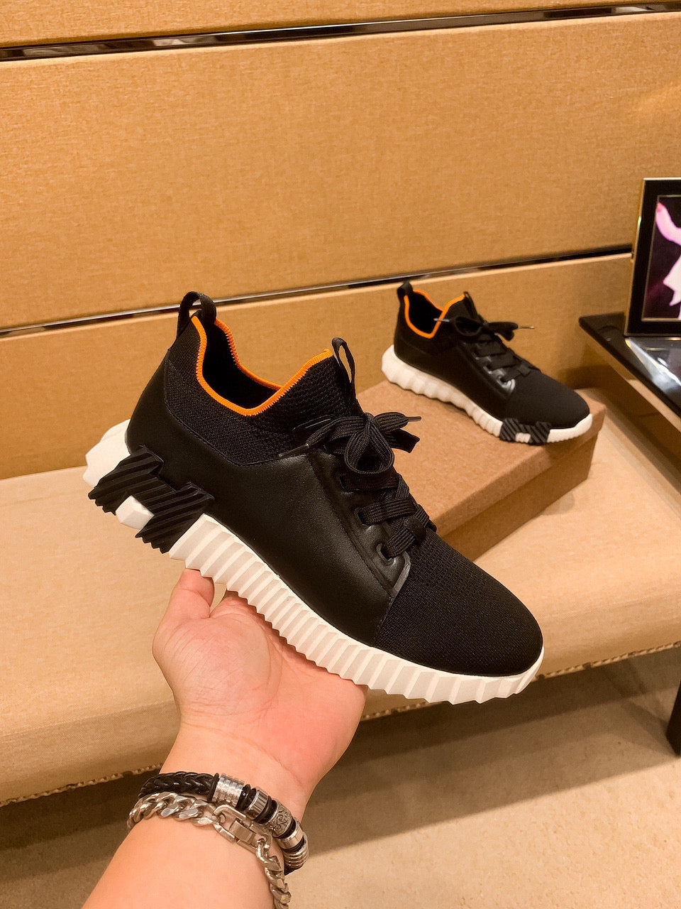 HM Men's Depart Slip-on Sneaker Black Knit Cowhide 709790