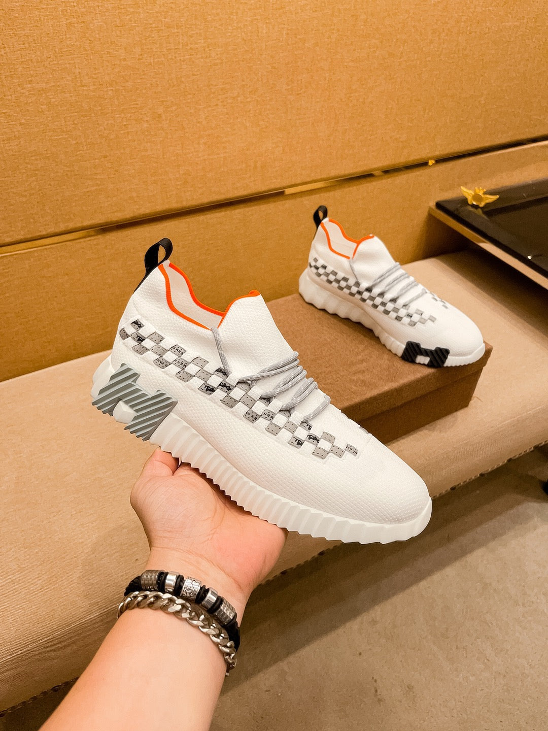 HM Men's Flex Slip-on Sneaker White Knit Cowhide 671701