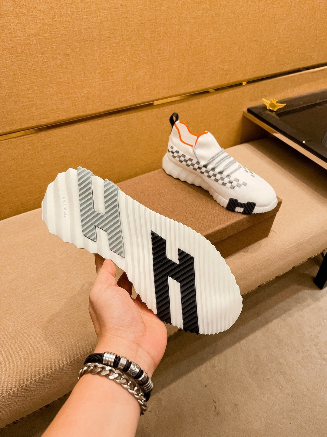 HM Men's Flex Slip-on Sneaker White Knit Cowhide 671701