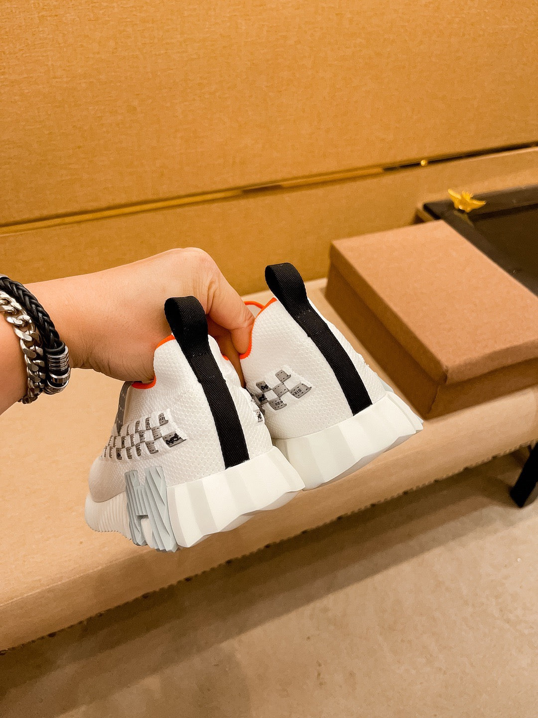 HM Men's Flex Slip-on Sneaker White Knit Cowhide 671701