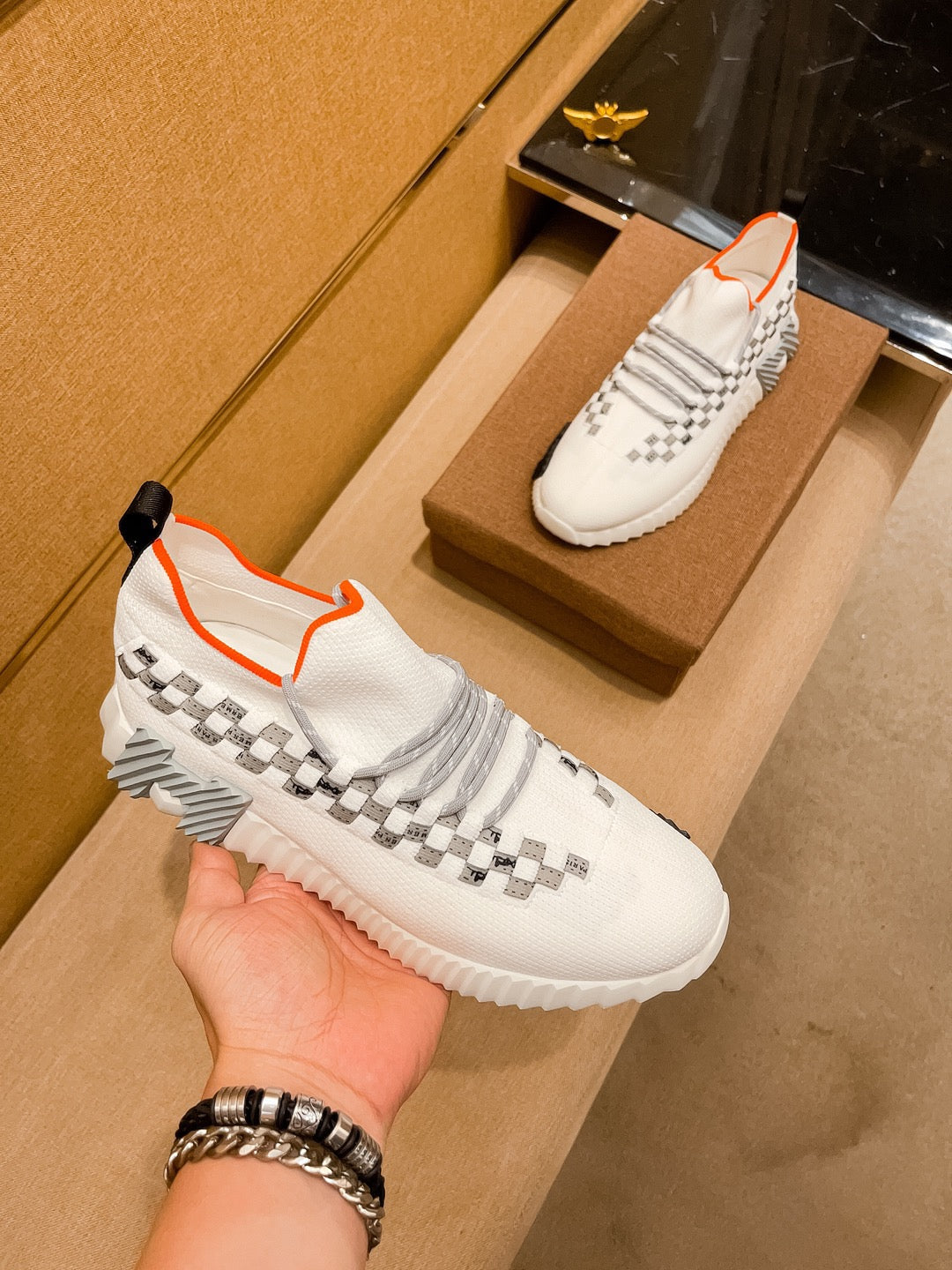 HM Men's Flex Slip-on Sneaker White Knit Cowhide 671701