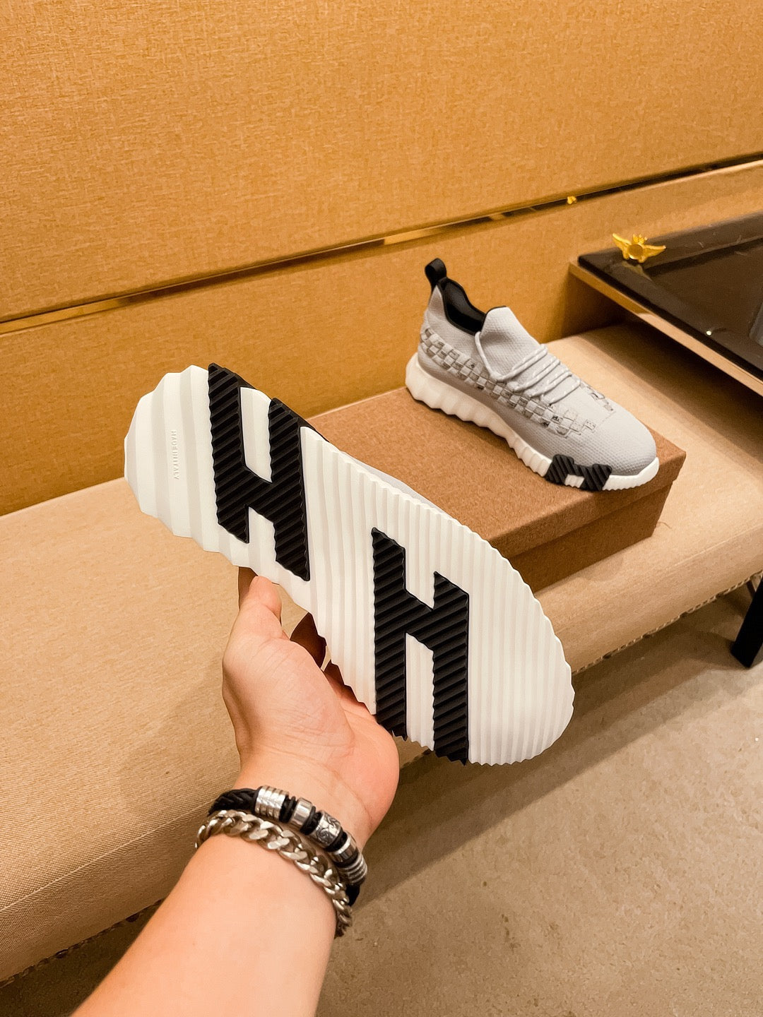 HM Men's Flex Slip-on Sneaker Grey Knit Cowhide 671703