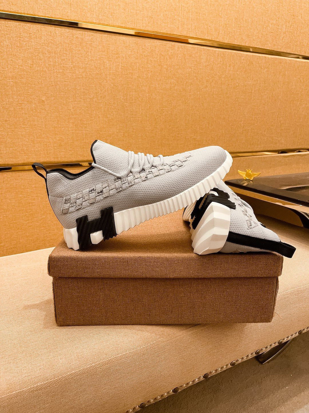 HM Men's Flex Slip-on Sneaker Grey Knit Cowhide 671703