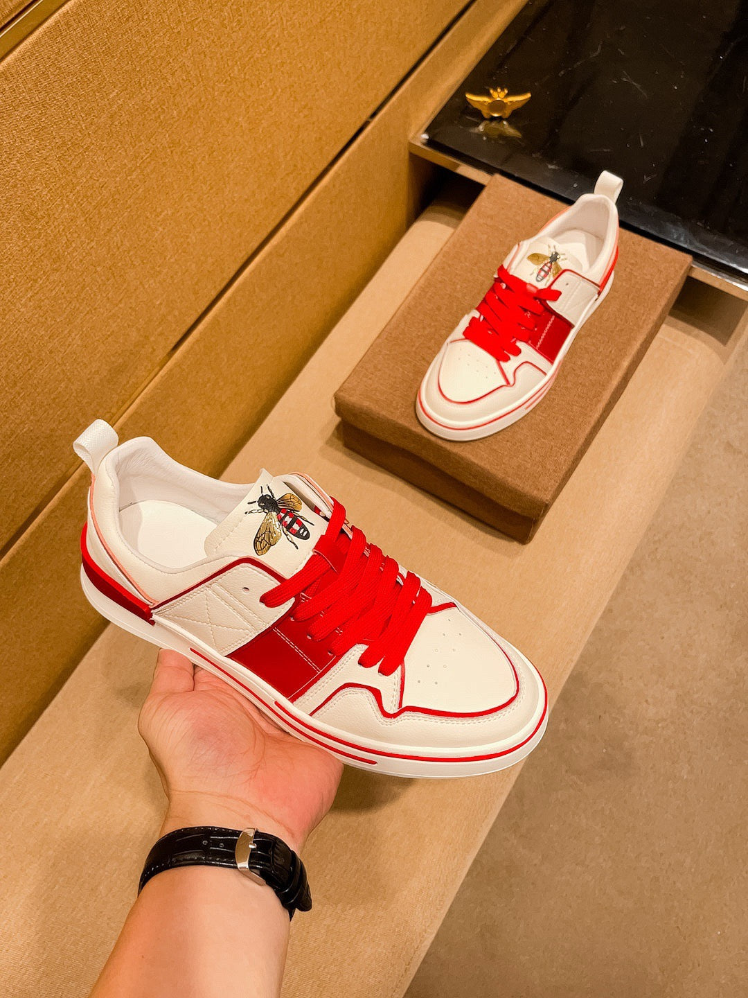 GG Men's Sneaker White Red Cowhide 671710