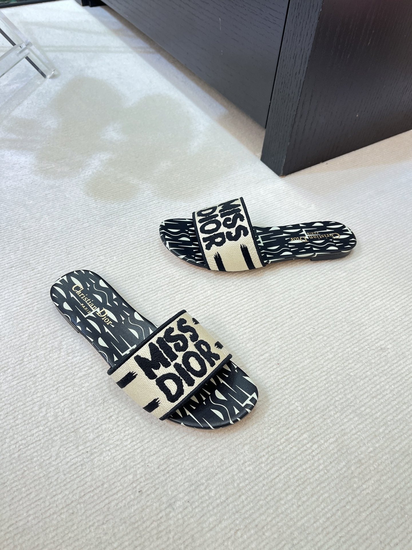 dway slide embroidered cotton black miss cd alllover motif
