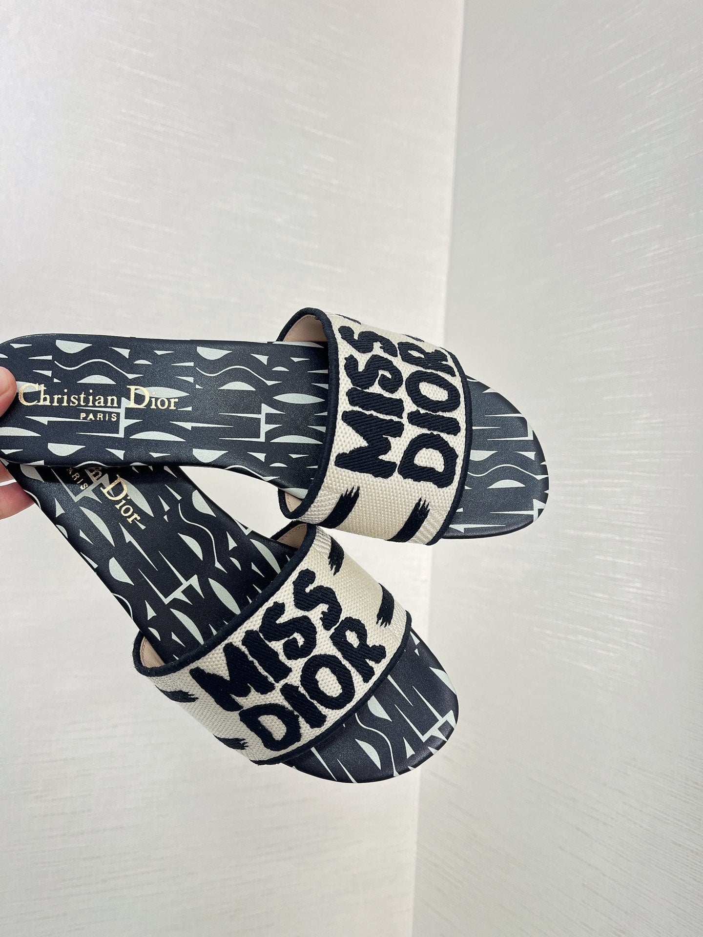 dway slide embroidered cotton black miss cd alllover motif