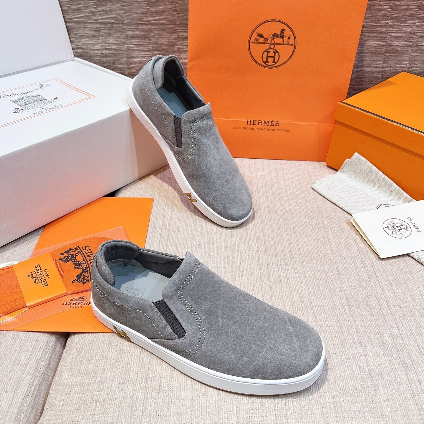 HM Men's 25 Lucky Slip-on Grey Suede 713102