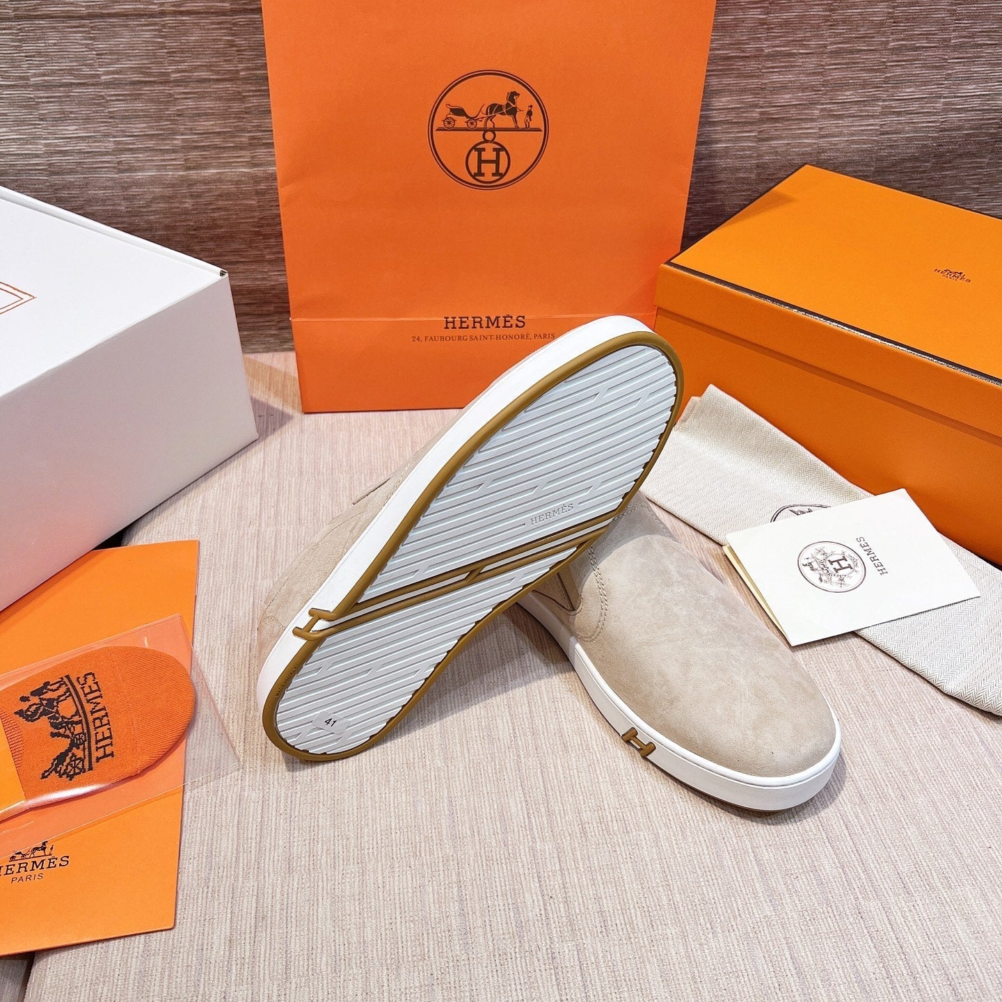 HM Men's 25 Lucky Slip-on Beige Suede 713104