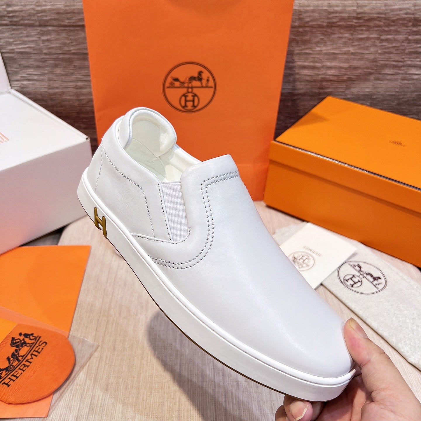 HM Men's 25 Lucky Slip-on White Calfskin 713106