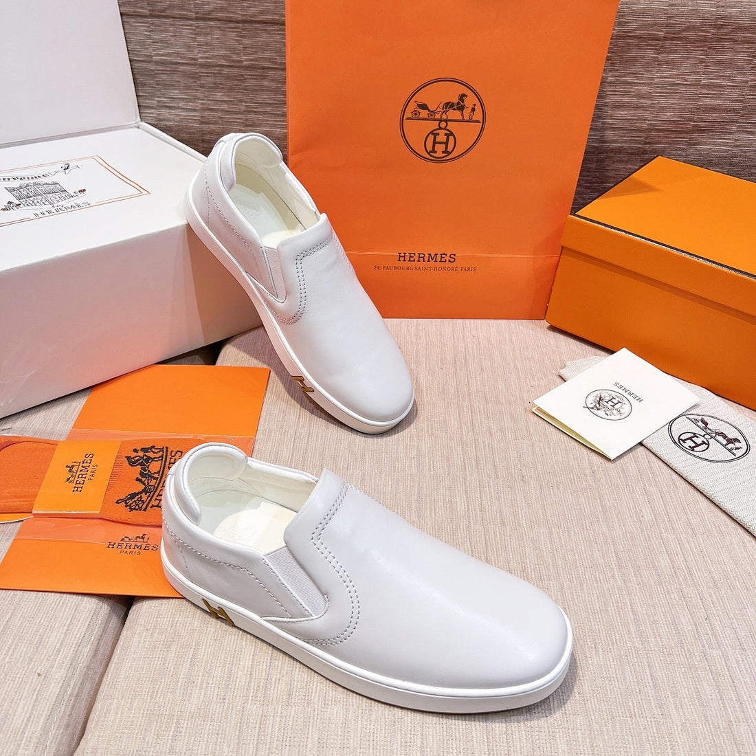 HM Men's 25 Lucky Slip-on White Calfskin 713106