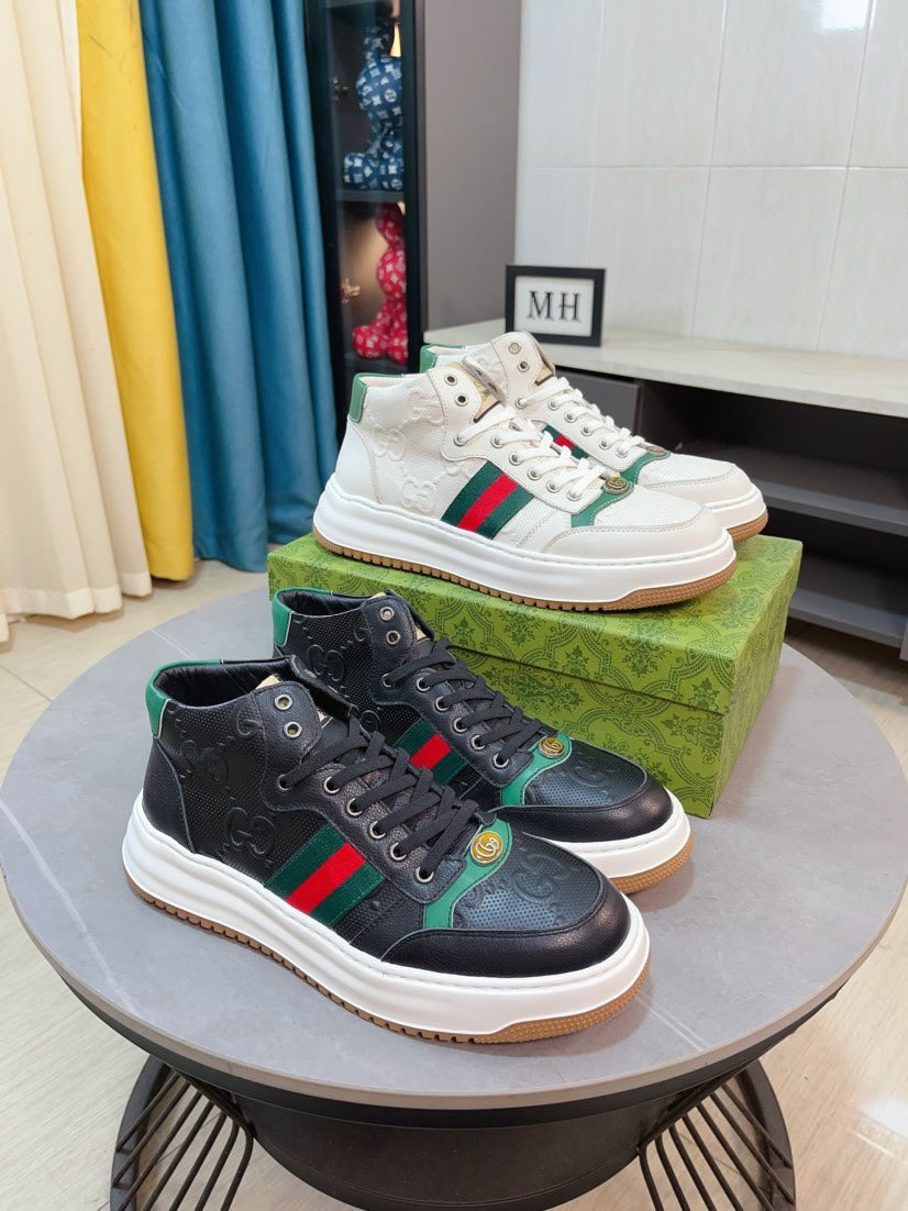 GG Men's Sneaker Black Embossed Cowhide 471066