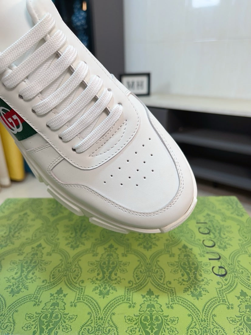 GG Men's ACE Sneaker White Calfskin 523318