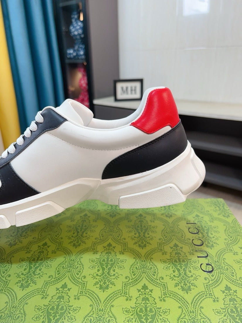 GG Men's ACE Sneaker White Calfskin 523323