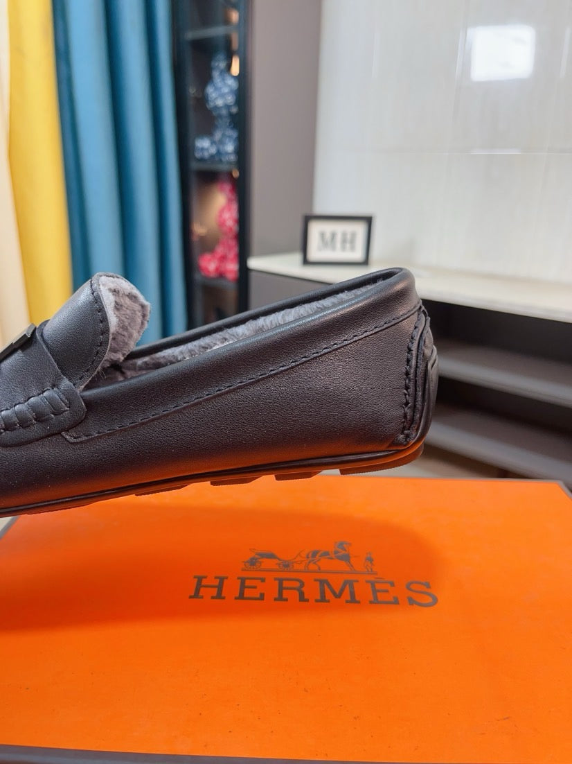 HM Men's Loafer Black Cowhide Fur Lining 524403