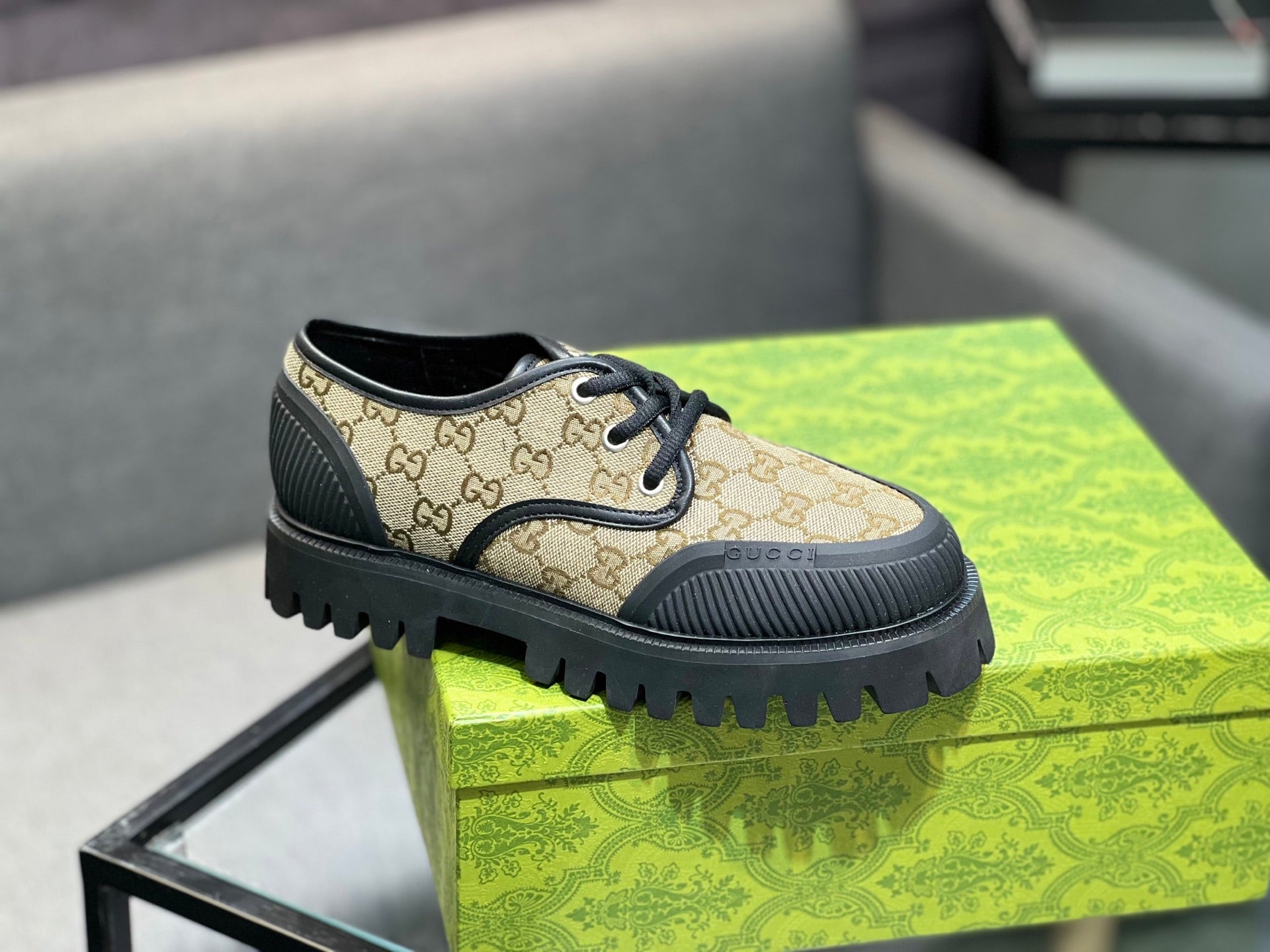 GG Men's 25 Maxi GG Lace up Sneaker Brown Black Cowhide