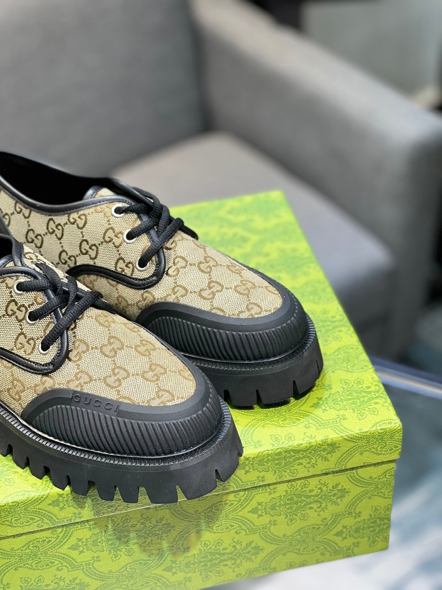 GG Men's 25 Maxi GG Lace up Sneaker Brown Black Cowhide