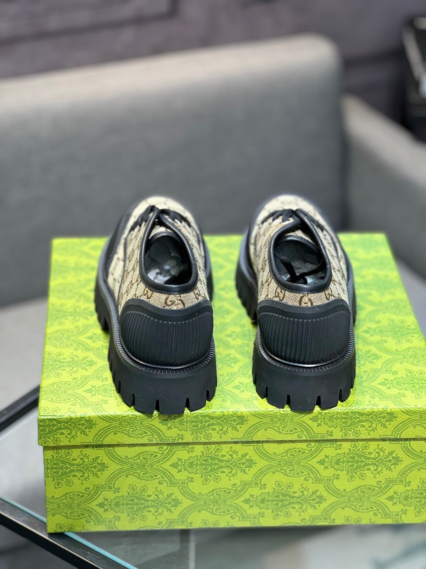 GG Men's 25 Maxi GG Lace up Sneaker Brown Black Cowhide