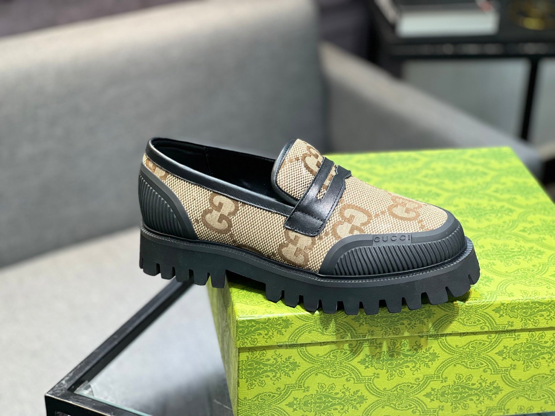 GG Men's 25 Maxi GG Loafer Brown Black Canvas 720786