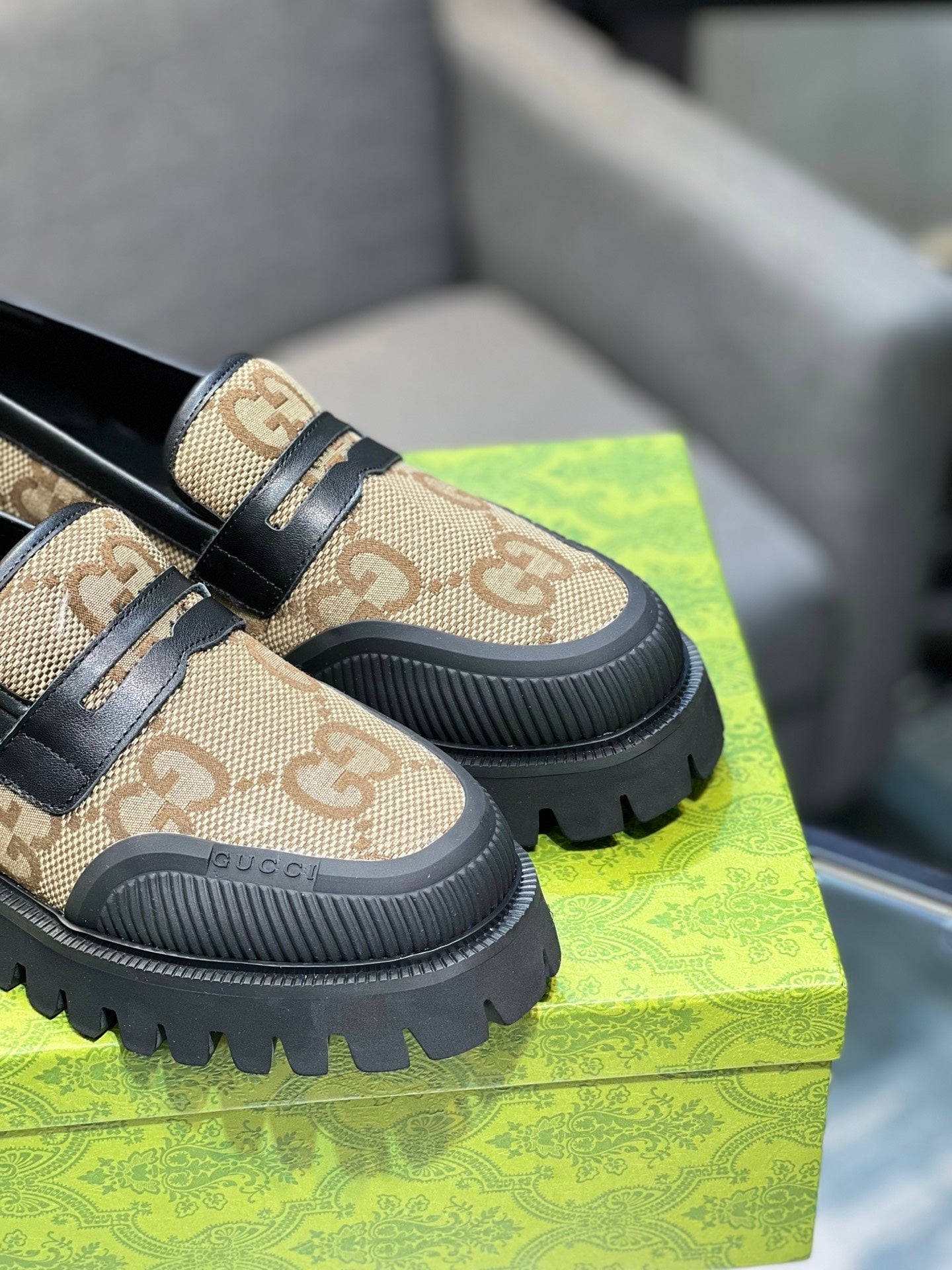 GG Men's 25 Maxi GG Loafer Brown Black Canvas 720786