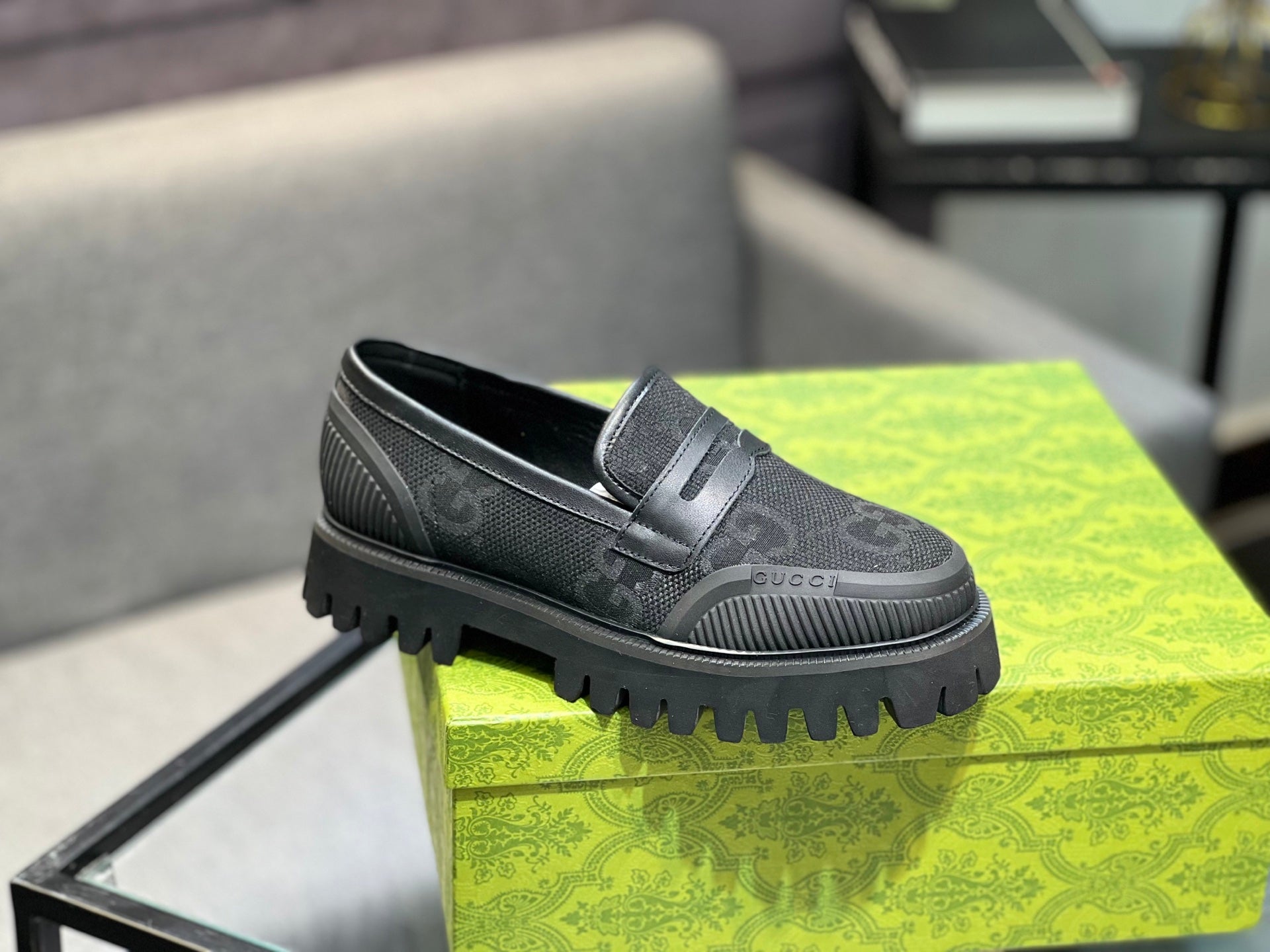 GG Men's 25 Maxi GG Loafer Black Canvas 720794
