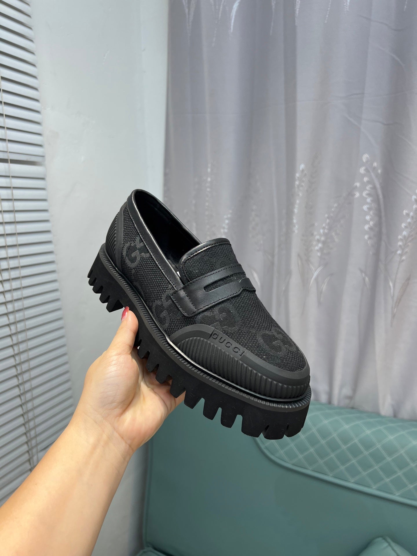 GG Men's 25 Maxi GG Loafer Black Canvas 720794