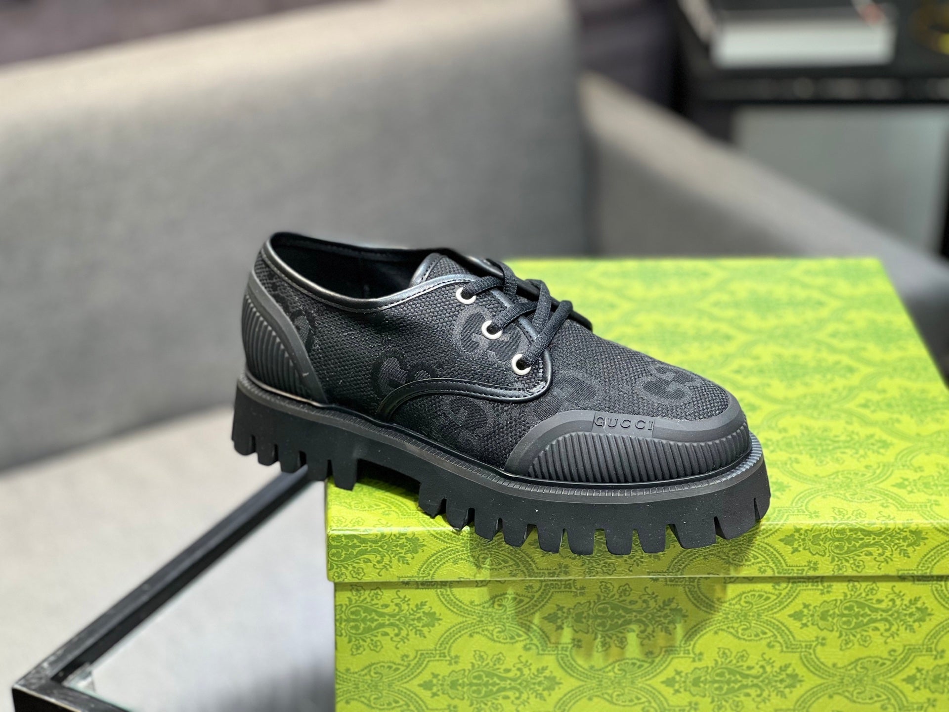 GG Men's 25 Maxi GG Sneaker Black Canvas 720795