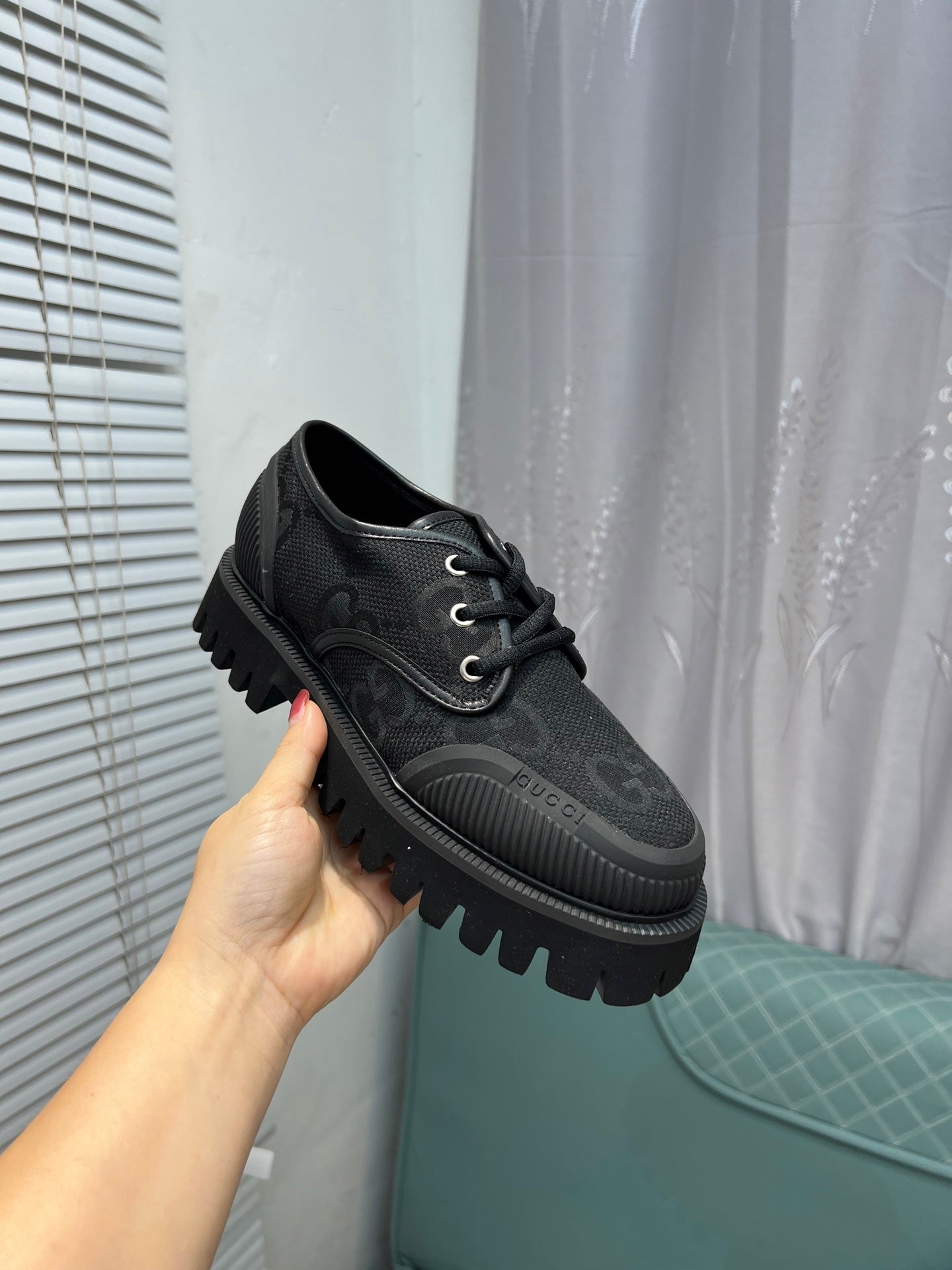 GG Men's 25 Maxi GG Sneaker Black Canvas 720795