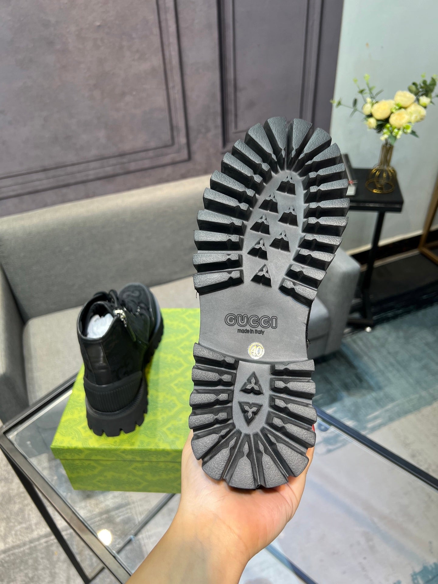 GG Men's 25 Lace up Boot Black Canvas 720797