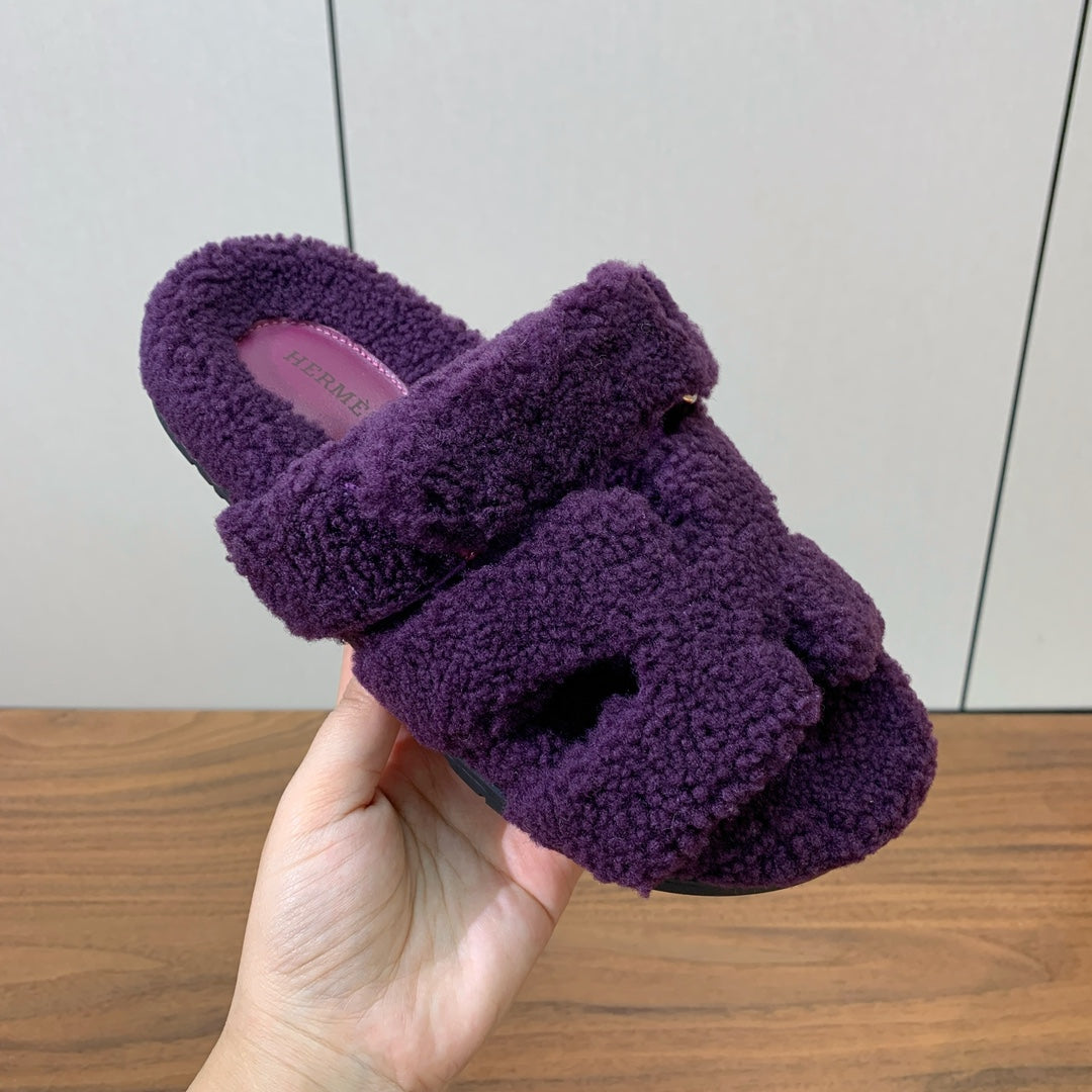 HM Chypre Sandal In Dark Purple Lamb Wool 984175