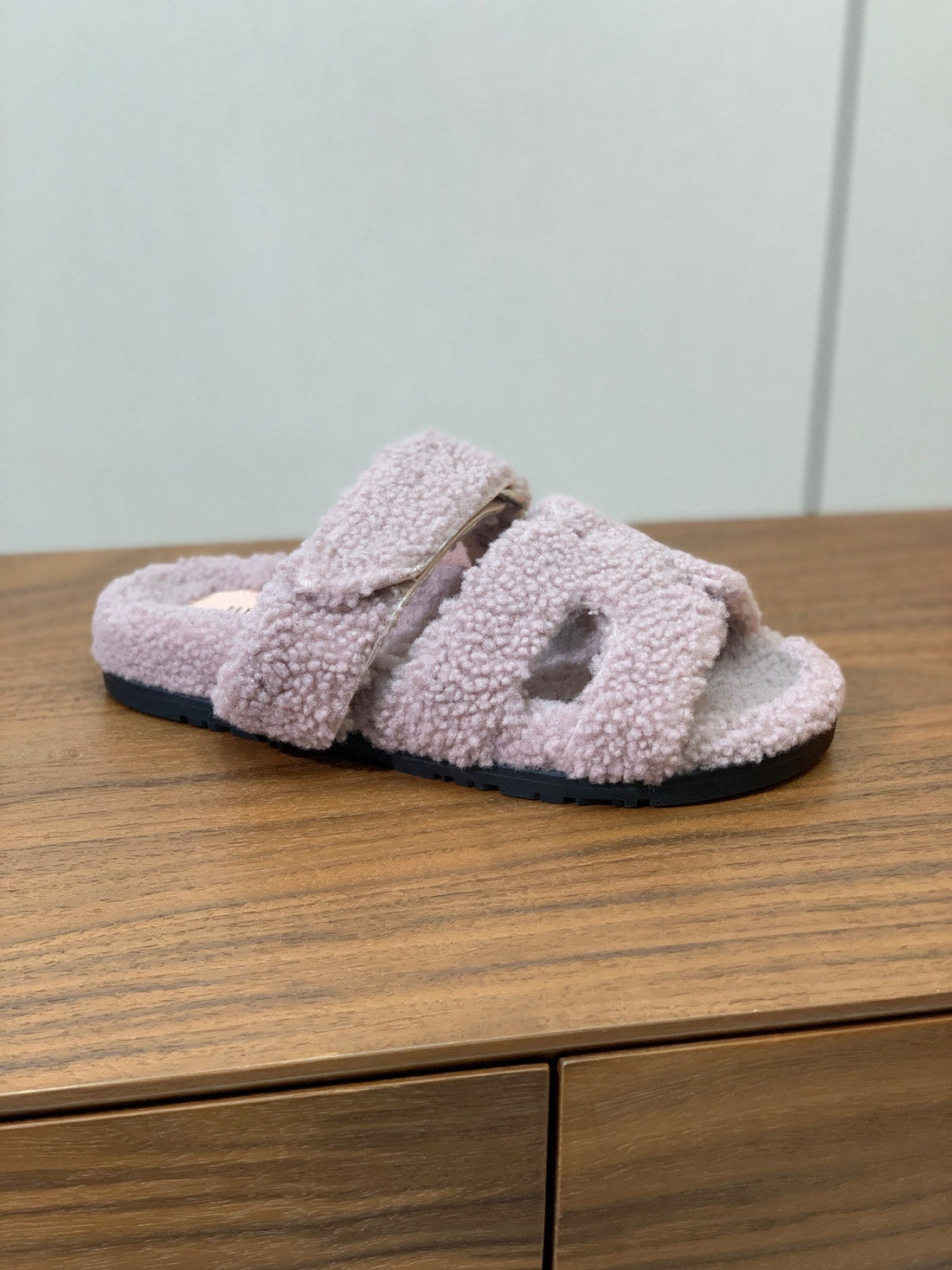 HM Chypre Sandal In Light Purple Lamb Wool 984180