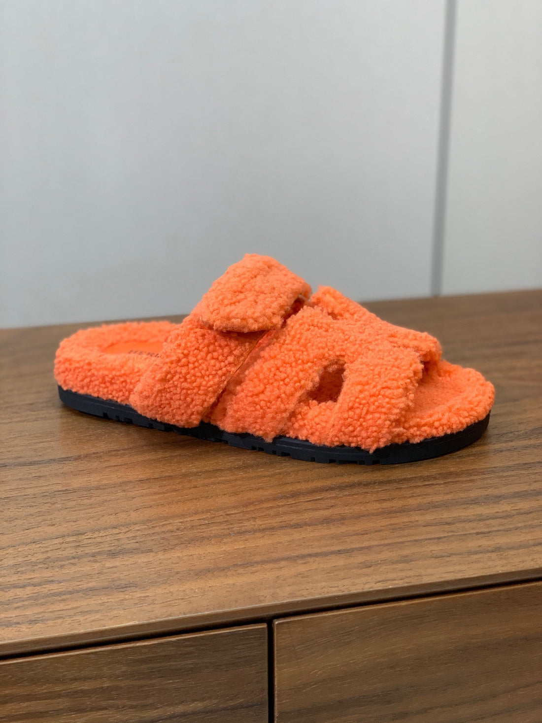 HM Chypre Sandal In Orange Lamb Wool 984182