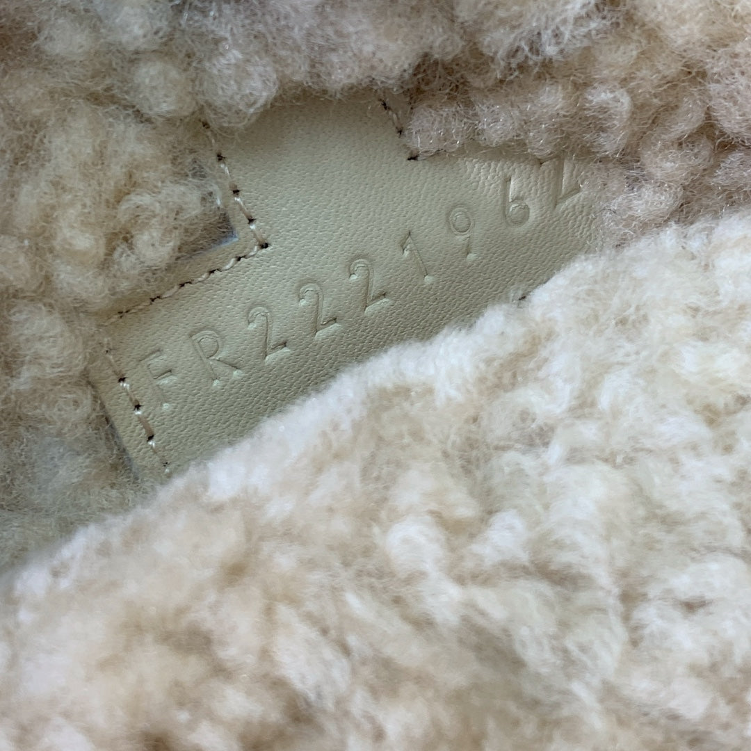 HM Chypre Sandal In Light Beige Lamb Wool 984185