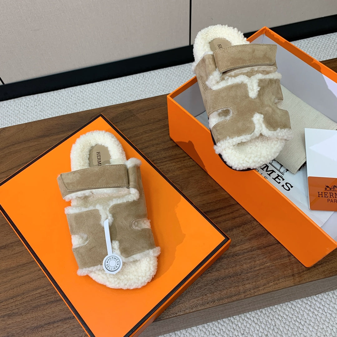 HM Chypre Sandal In Light Brown Mix White Fleece And Suede 984197