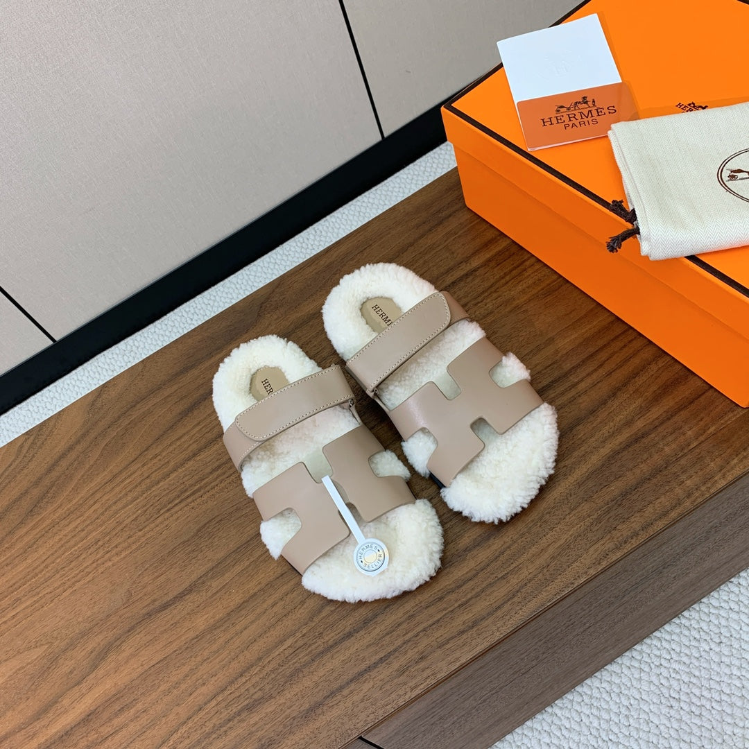 HM Chypre Sandal Light Brown Mix White Wool And Cowhide Lining  984209