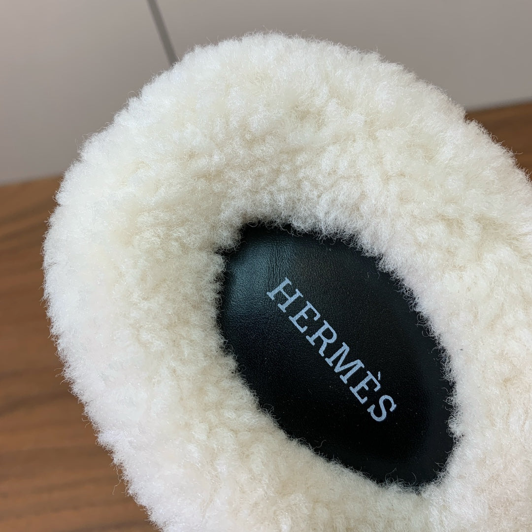 HM Chypre Sandal Black Mix White Wool And Cowhide Lining 984211