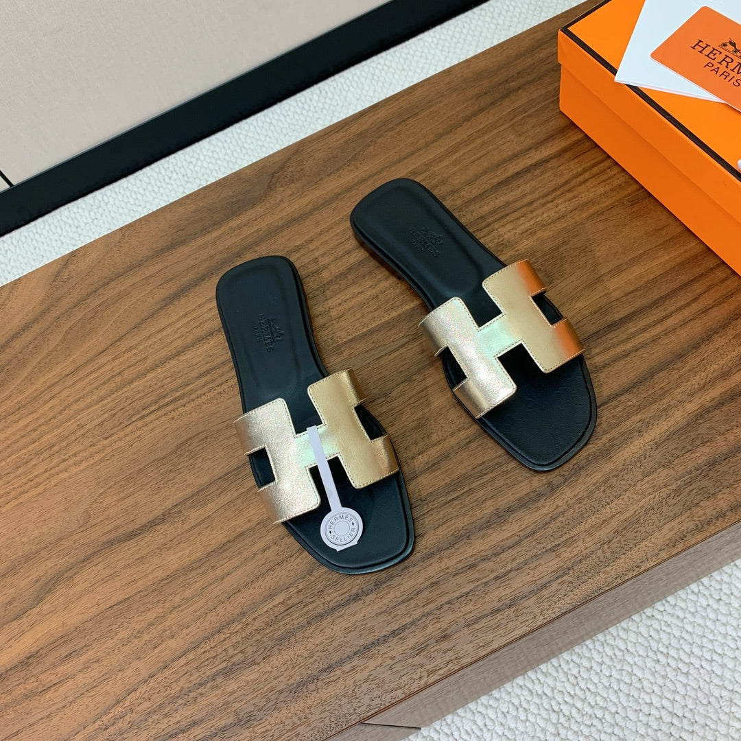 0ran Sandal Black Gold Metalic Lambskin