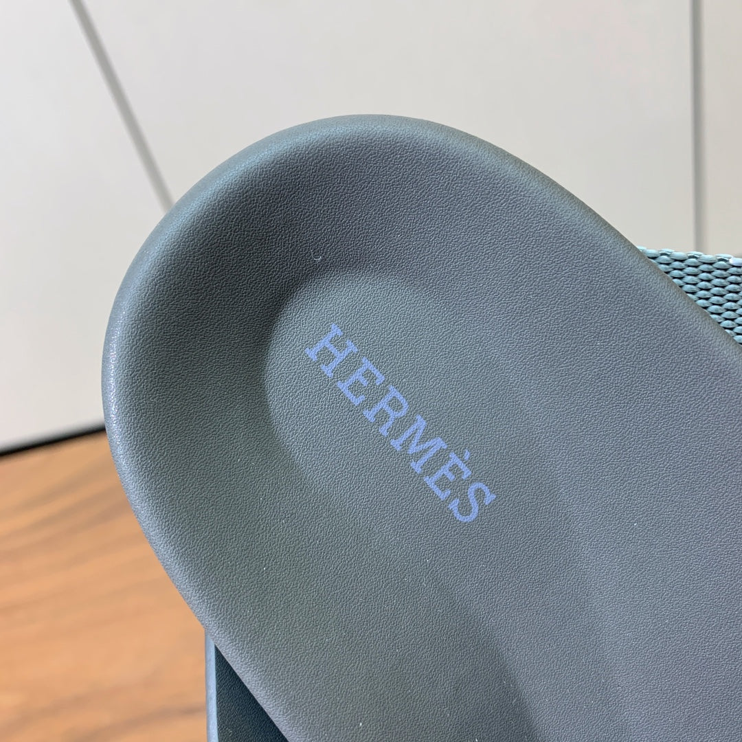 HM Kazimir Sandal Gray Canvas Calfskin 293997